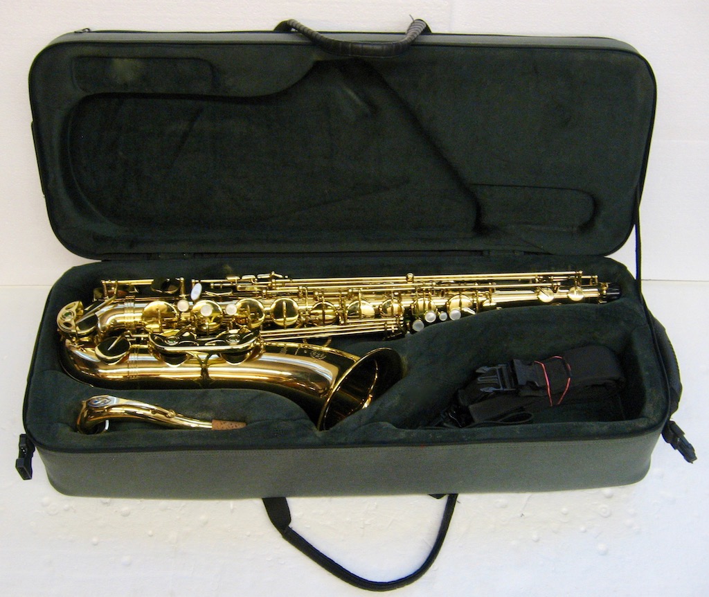 Selmer Tenor Saxophon Serie III Goldlack Bj. 2000 Selmer Tenor Saxophon Serie III Goldlack Bj. 2000